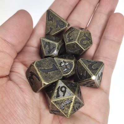 小型RPGのダイスDND RPGのダイスは地下牢およびドラゴンPolyhedral Aurichalceousのための耐久財を置いた