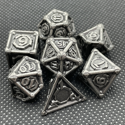 パーソナライズメタル マルチ - フェイス ダイス Dnd Rpg Coc デスクトップゲーム ポータブル