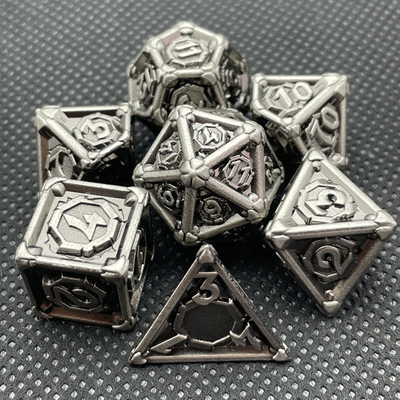 パーソナライズメタル マルチ - フェイス ダイス Dnd Rpg Coc デスクトップゲーム ポータブル