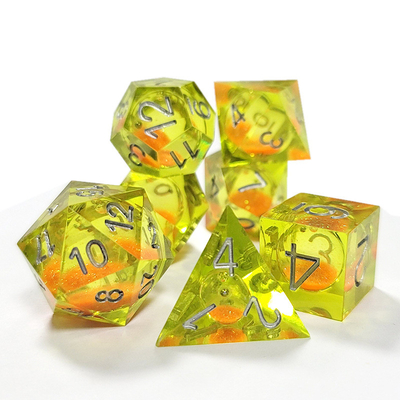 オレンジ 流れる砂 黄色 結晶 樹脂 Dnd ダイス シャープ エッジ ファンタジー