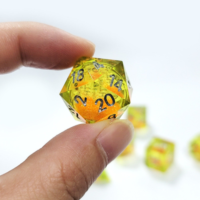 オレンジ 流れる砂 黄色 結晶 樹脂 Dnd ダイス シャープ エッジ ファンタジー