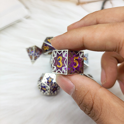 紫樹脂&amp;雪花金属フレーム 卓上ロールプレイングゲーム 特定の多面性ダースセット
